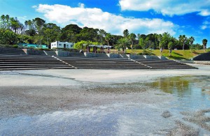 若宮公園海水浴場・キャンプ場